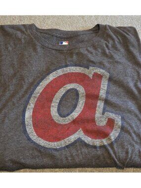 Vintage Atlanta Braves MLB Official Logo T-Shirt Ring Spun Soft Gray T-shirt XL